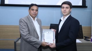 ՀՀ քննչական կոմիտեի նախագահը հանդիպել է Հնդկաստանի դեսպանին և Հնդկաստանում վերապատրաստում անցած քննիչներին